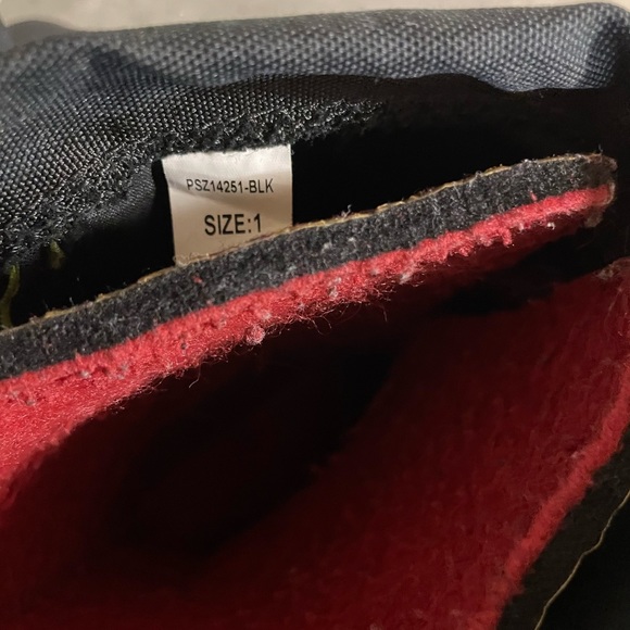 Kamik kids boots size 1 - Picture 4 of 4